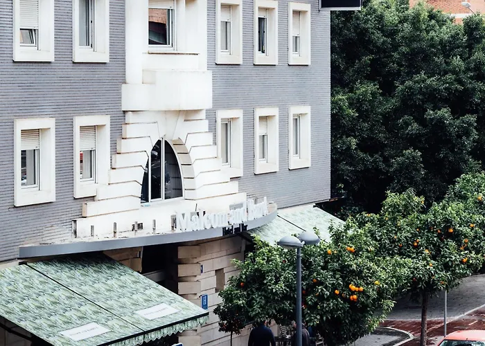 Hotel Malcom And Barret